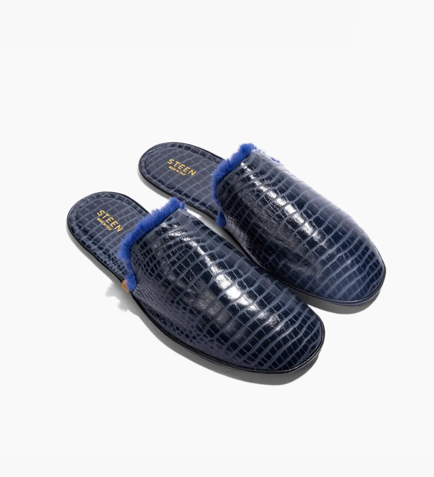 Navy blue men's fur slippers with textured crocodile pattern and STEEN branding