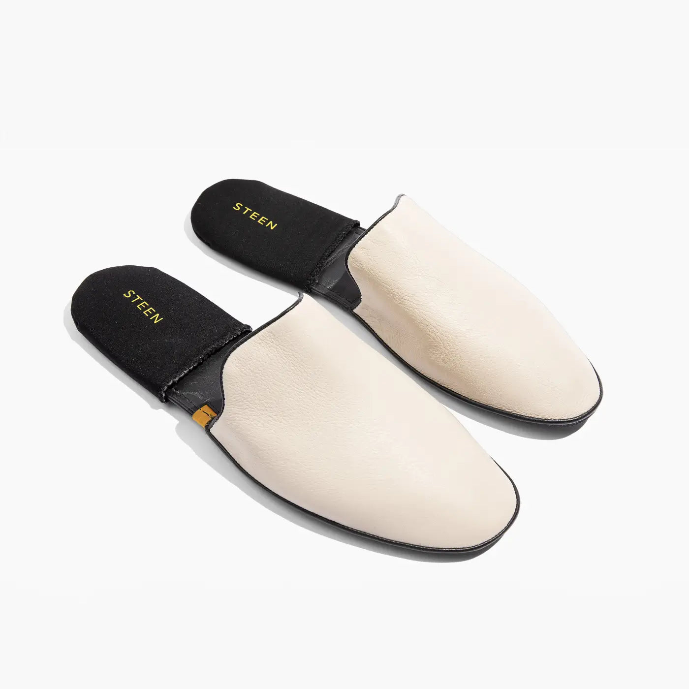 Women’s Crocodile Embossed Leather Foldable Slippers