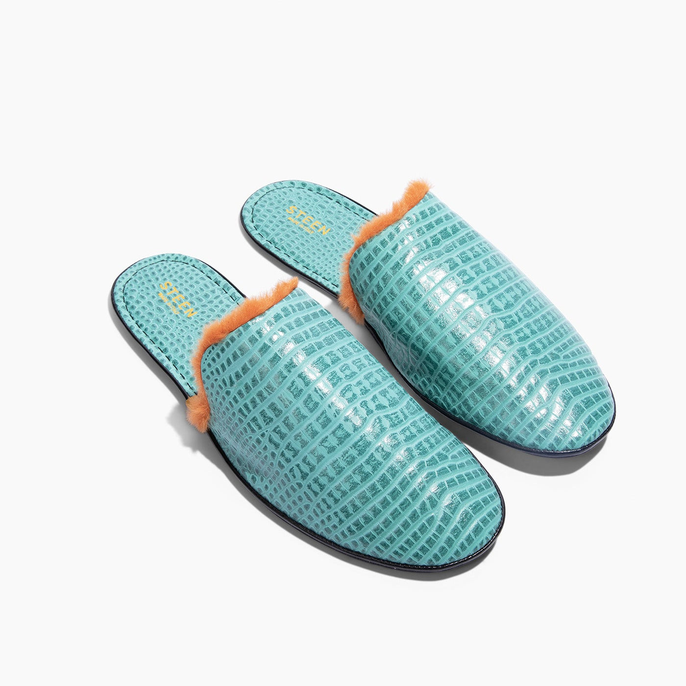 Women’s Crocodile Embossed Leather Foldable Slippers with Eco-Fur