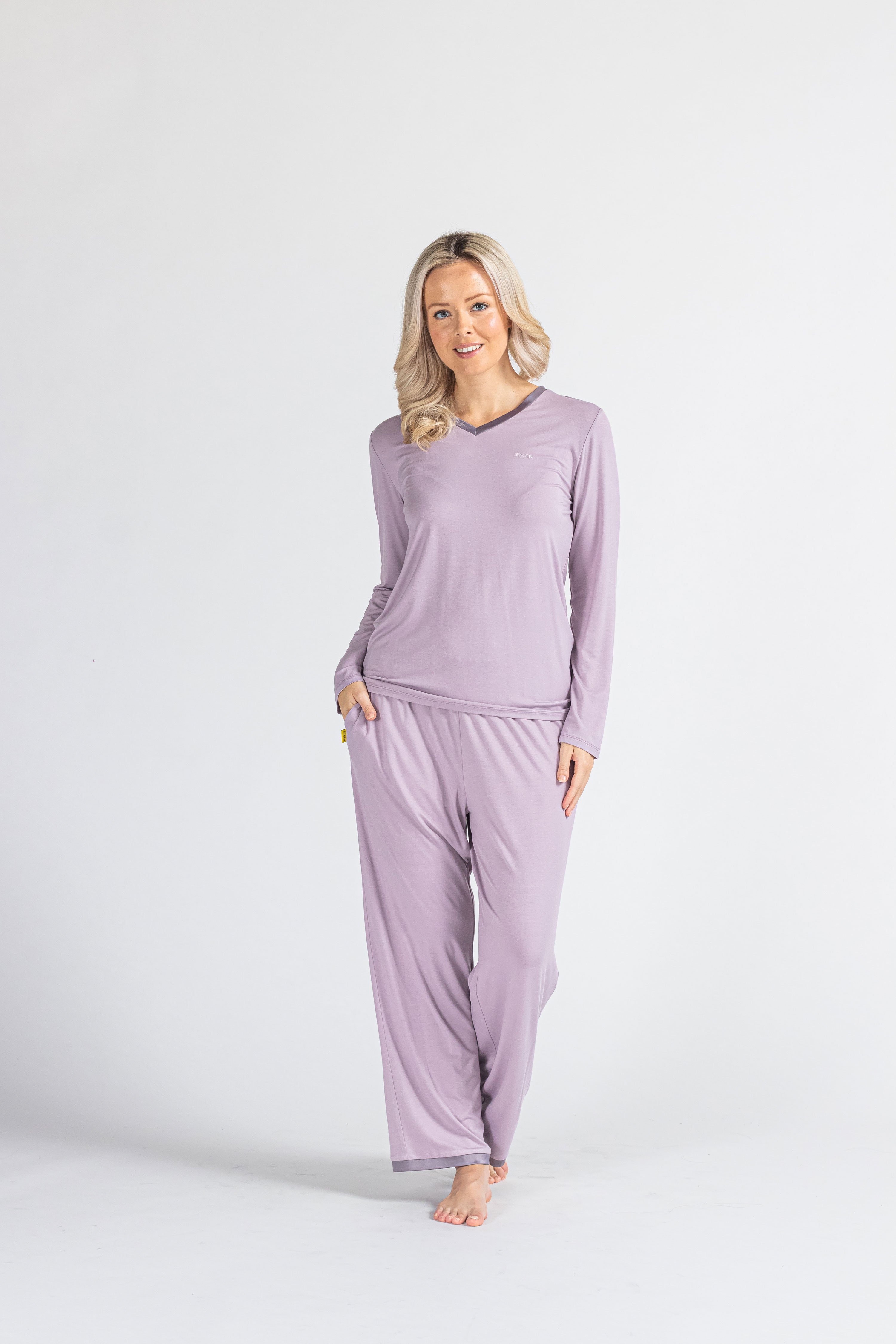 STEEN Luxury Loungewear Set Women s